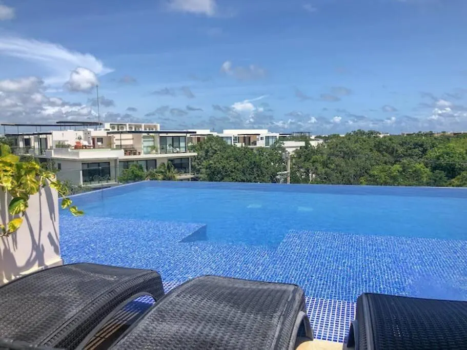 Villa Loft increíble king size Alberca infinita,Gym en medio de la selva Tulum