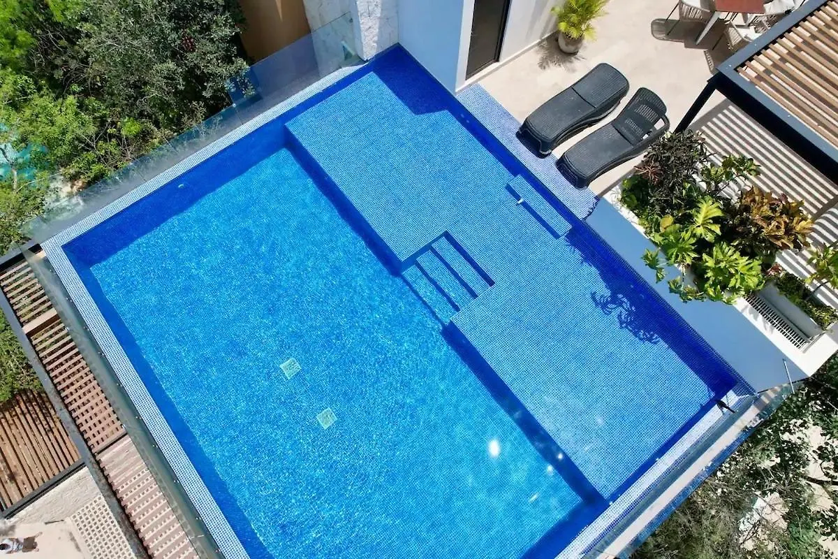 Villa Loft increíble king size Alberca infinita,Gym en medio de la selva Tulum 0*,