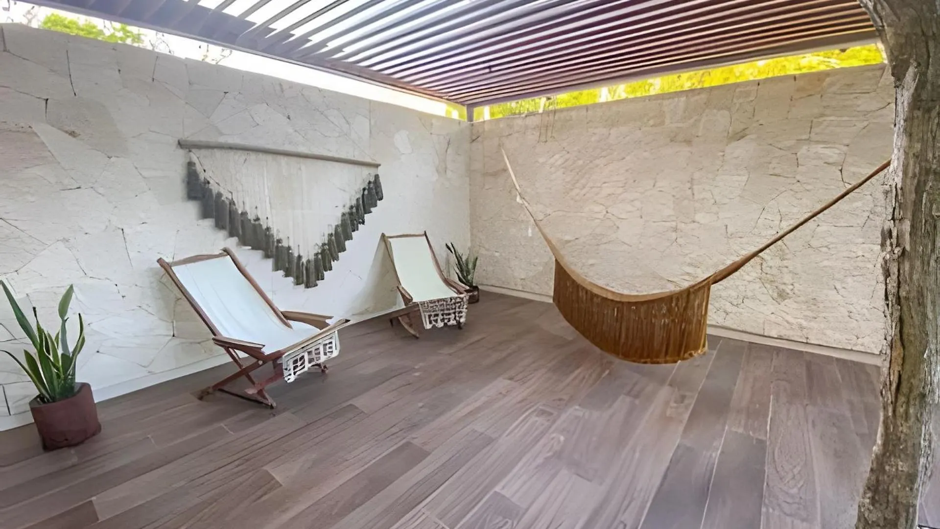 Suit Next To The Common Top Roof Exclusive Building Kingsize Bed 2 Super Pools, Gym, Grill Tulum